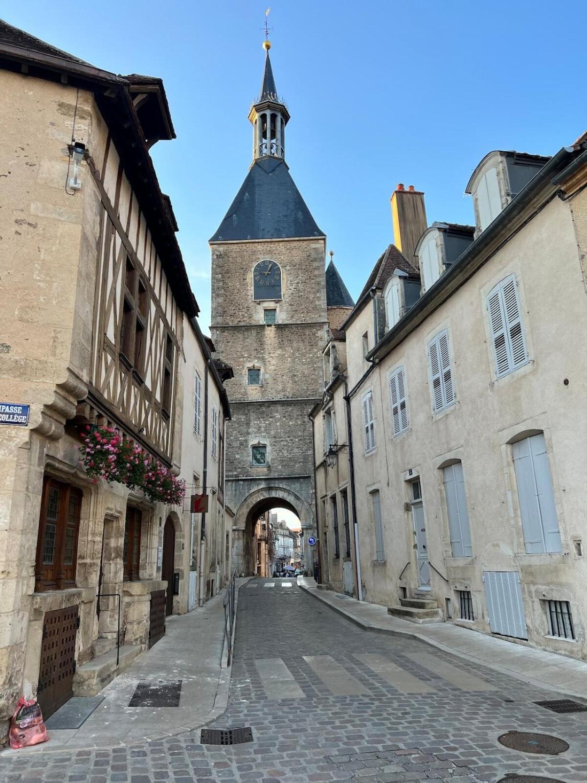 "La Grenouille" Centre Historique - Les Terres Du Roy Villa Avallon Kültér fotó